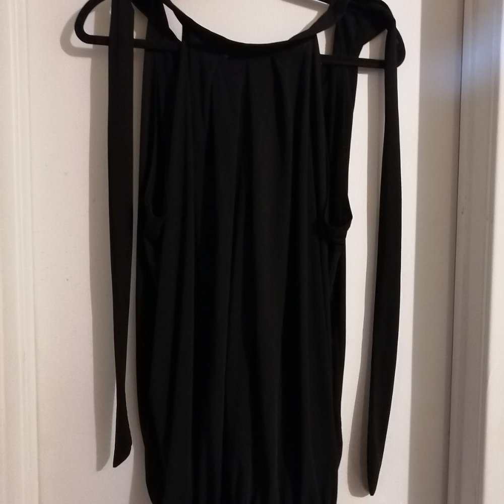 High neck Top